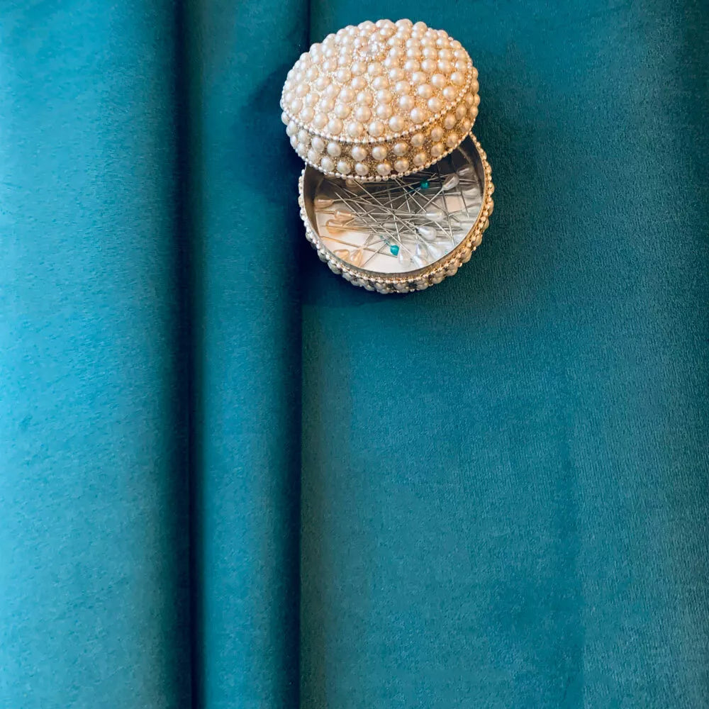 Plush Velvet Fabric – Premium Upholstery Material – Soft & Durable for Cushions, Throws, Curtains, and Craft Projects