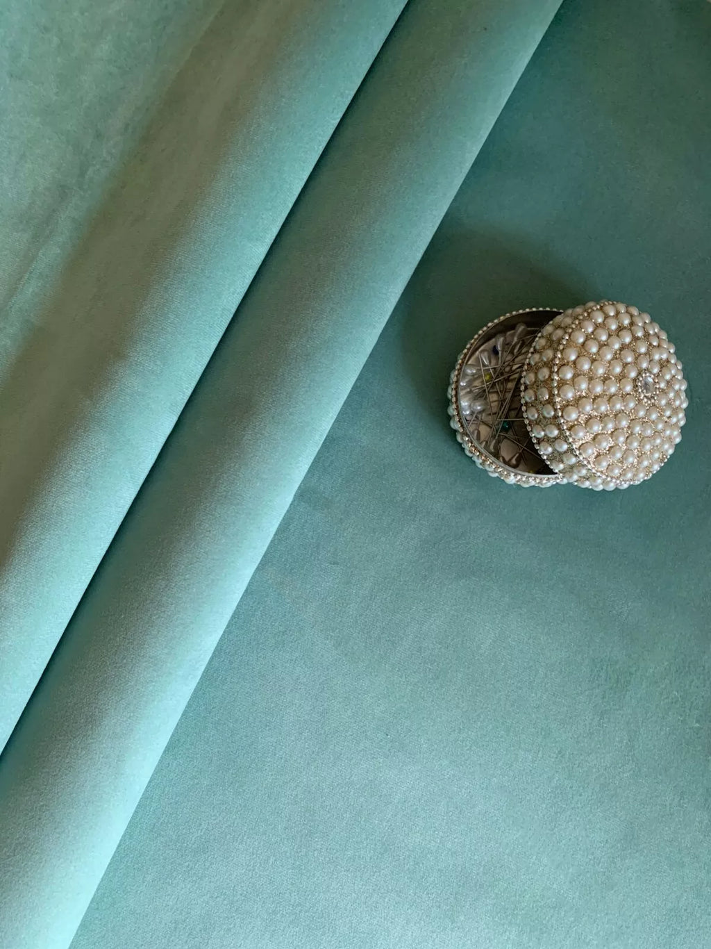 Plush Velvet Fabric – Premium Upholstery Material – Soft & Durable for Cushions, Throws, Curtains, and Craft Projects